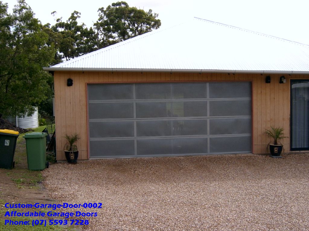 custom-garage-door-0002